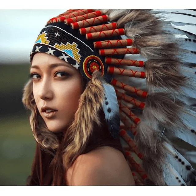 Black Dotted White Indian Headdress - 90cm