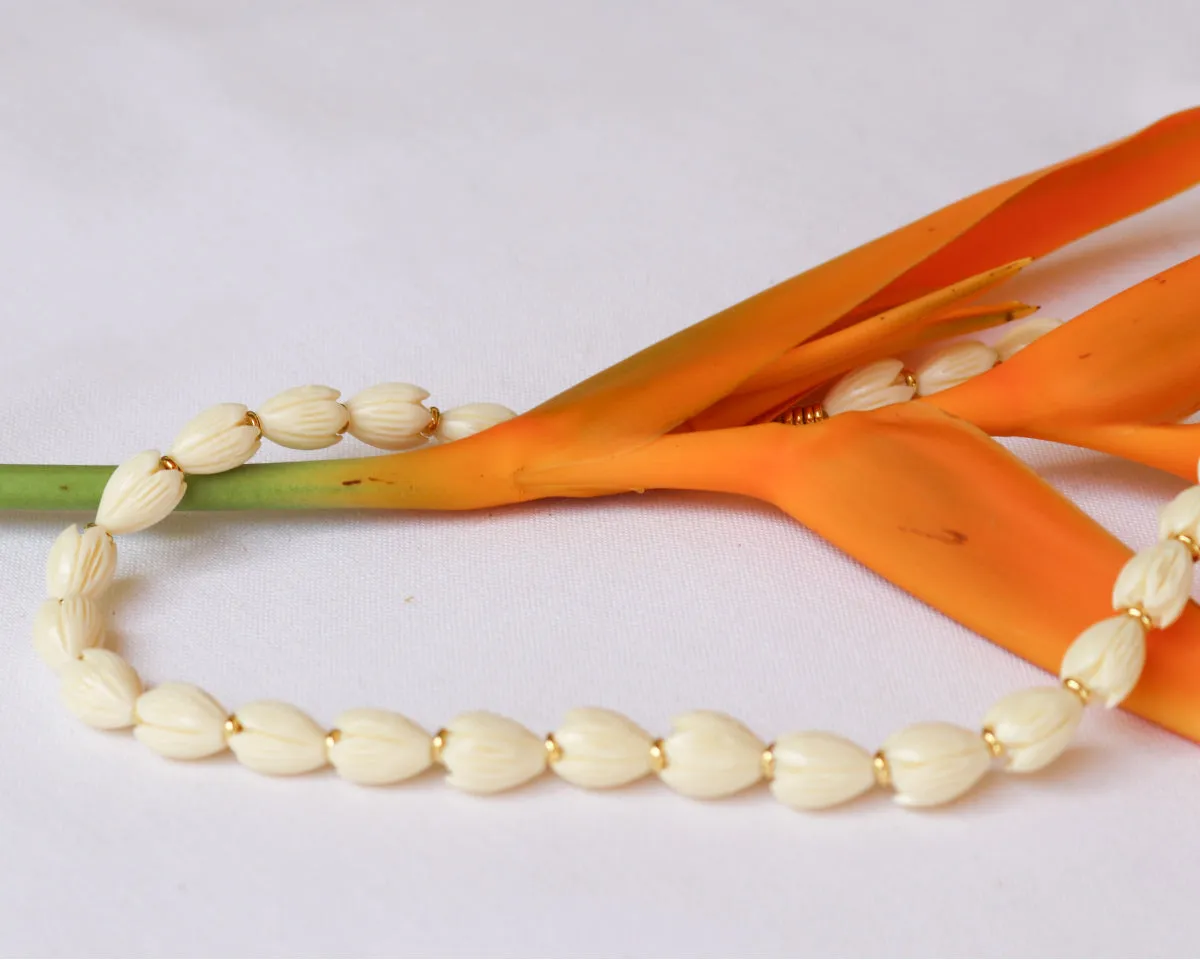 Coral Powder Magnolia Shell Beads Necklace