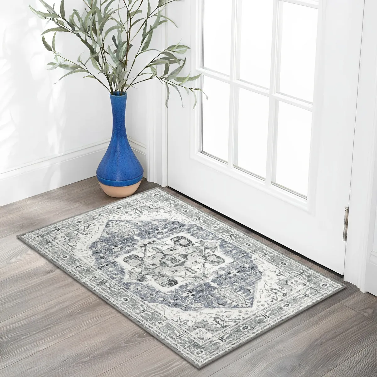 Harriet Traditional Medallion Distressed Grey Area Rug