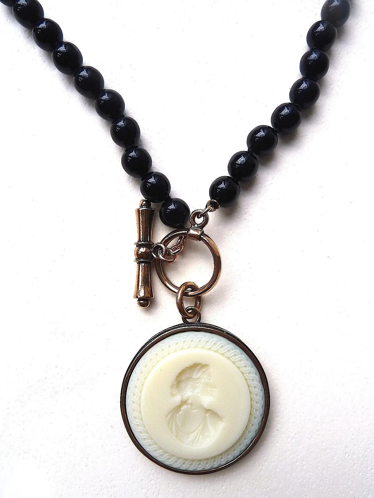 Necklace Intaglio On 30 Inch Glass Bead